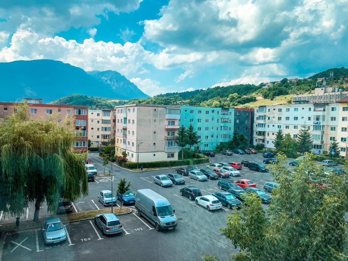 Apartament Zarnesti „Saturn” Bagian luar foto